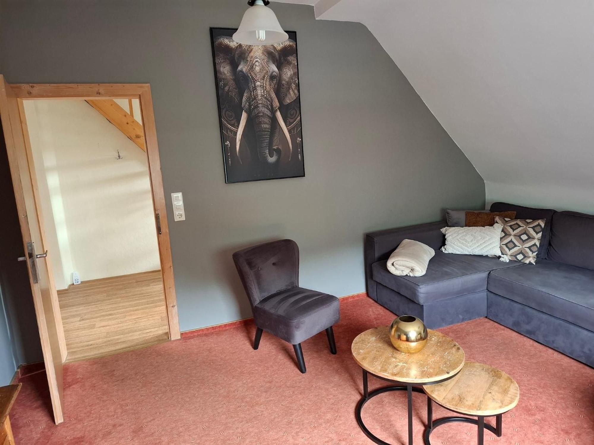 Cosy Apartment In Schwalefeld Near Willingen With Private Terrace Extérieur photo
