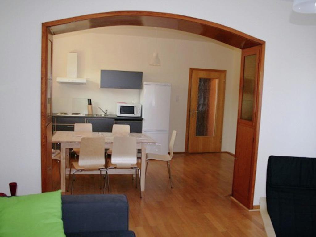 Cosy Apartment In Schwalefeld Near Willingen With Private Terrace Extérieur photo