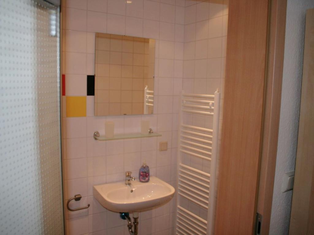 Cosy Apartment In Schwalefeld Near Willingen With Private Terrace Extérieur photo